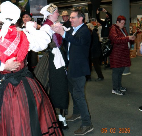 07 V Mengsu so  vesel ___.jpg